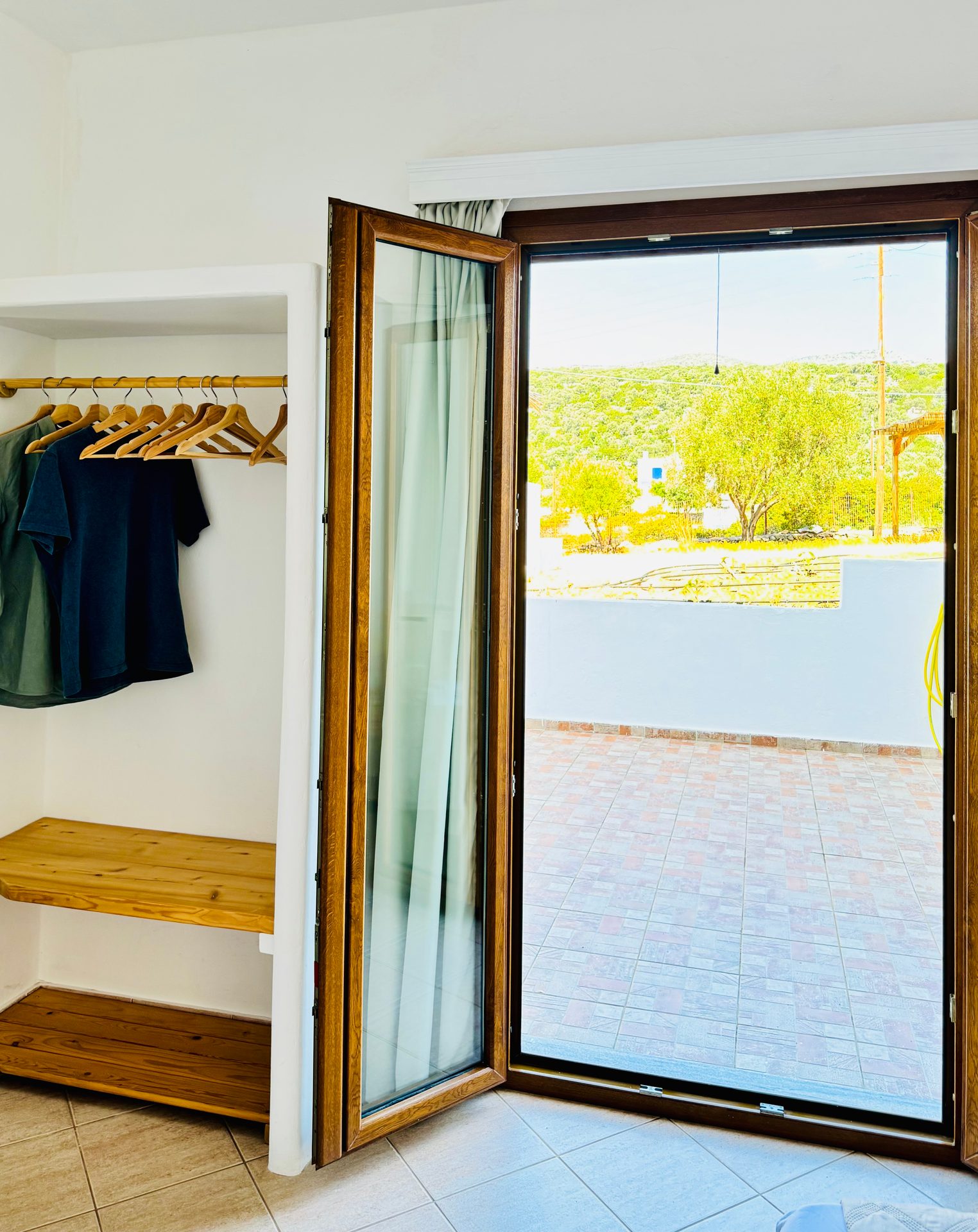 Limnes Seaside Studio bedroom